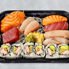 Best Sushi Sashimi Lunch (4,7) in Oyster Bay, NY